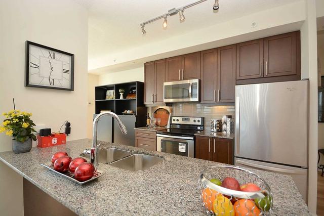 1502 - 3975 Grand Park Dr, Condo with 2 bedrooms, 2 bathrooms and 1 parking in Mississauga ON | Image 7