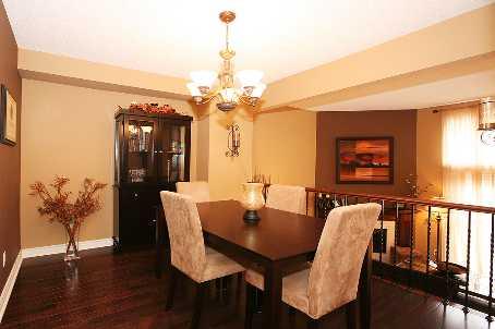 42 Kindale Way, Townhouse with 3 bedrooms, 2 bathrooms and 1 parking in Markham ON | Image 5
