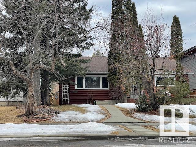 9704 143 St Nw Nw, House detached with 3 bedrooms, 1 bathrooms and null parking in Edmonton AB | Image 1