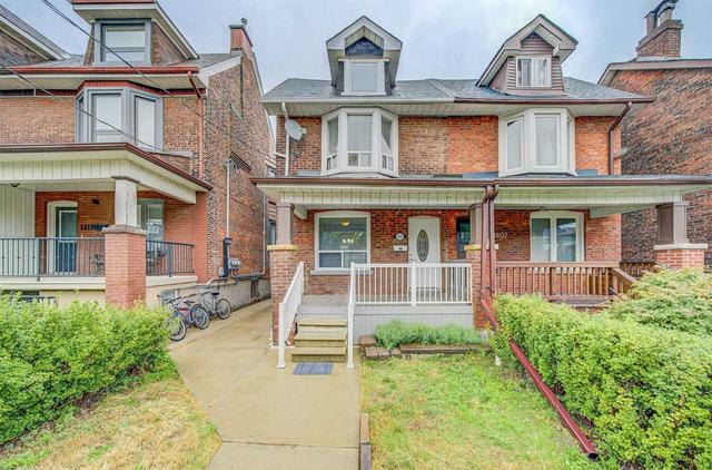 1409 Lansdowne Ave, House semidetached with 3 bedrooms, 3 bathrooms and 2 parking in Toronto ON | Image 1