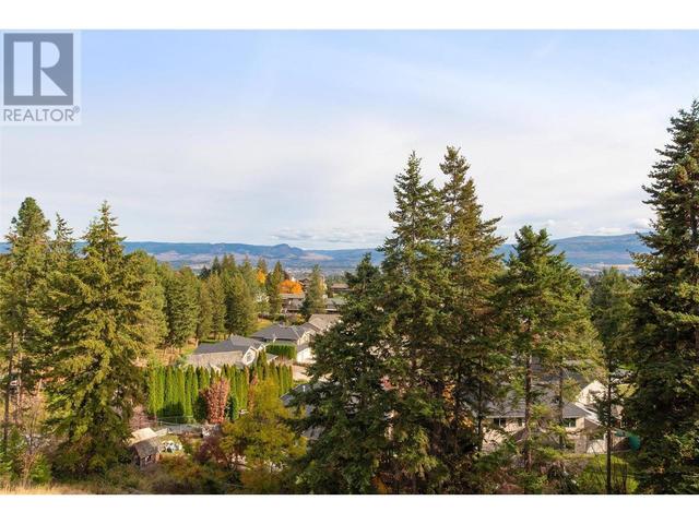 1007 Aurora Heights, House detached with 6 bedrooms, 3 bathrooms and 2 parking in West Kelowna BC | Image 56