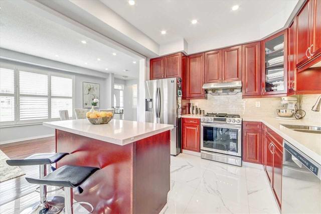 1717 Liatris Dr, House detached with 4 bedrooms, 4 bathrooms and 4 parking in Pickering ON | Image 5