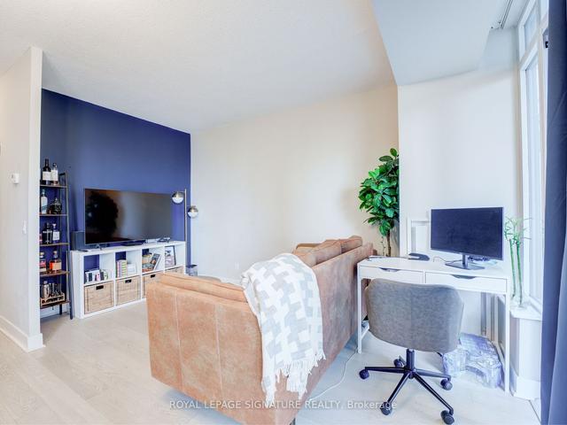 602 - 90 Stadium Rd, Condo with 1 bedrooms, 1 bathrooms and 1 parking in Toronto ON | Image 3