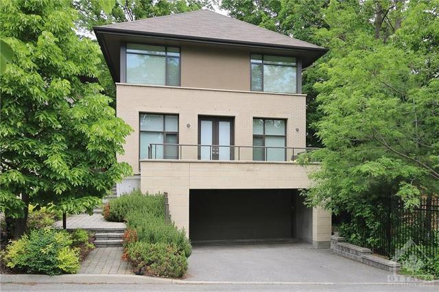105 Black Maple Private, House detached with 4 bedrooms, 4 bathrooms and 4 parking in Ottawa ON | Image 1