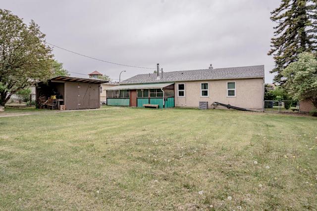 9810 95 Avenue, House detached with 2 bedrooms, 1 bathrooms and 2 parking in Peace River AB | Image 20