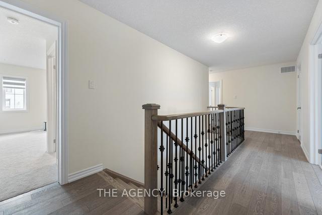 33 Bee Cres, House detached with 4 bedrooms, 4 bathrooms and 4 parking in Brantford ON | Image 13