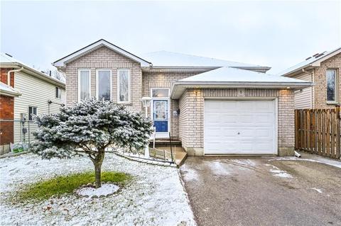 8 Passmore Court, House detached with 4 bedrooms, 2 bathrooms and 5 parking in Brantford ON | Card Image