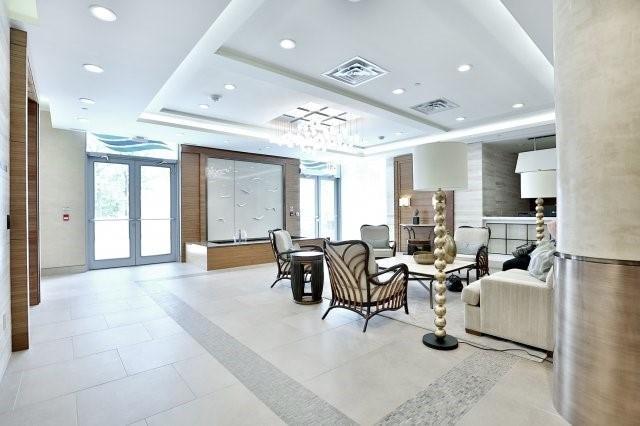320 - 3500 Lakeshore Rd W, Condo with 1 bedrooms, 1 bathrooms and 1 parking in Oakville ON | Image 5
