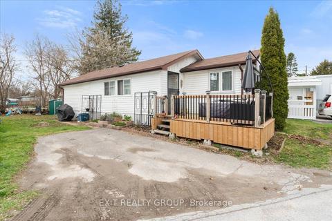 75 - 63 Whites Rd, Home with 4 bedrooms, 1 bathrooms and 2 parking in Quinte West ON | Card Image