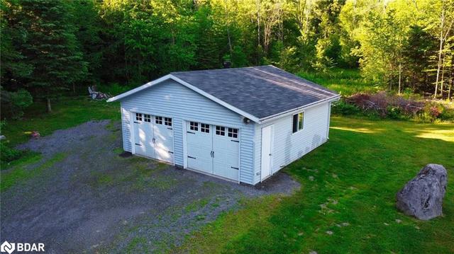 1687 Highway 118 E, House detached with 3 bedrooms, 1 bathrooms and 17 parking in Bracebridge ON | Image 12