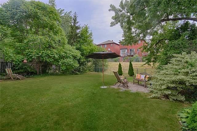 79 Wishing Well Dr, House detached with 3 bedrooms, 2 bathrooms and 3 parking in Toronto ON | Image 19