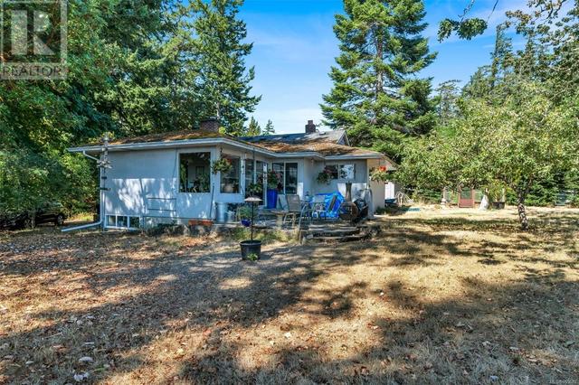 4543 Parry Cross Rd S, House detached with 3 bedrooms, 1 bathrooms and 4 parking in Metchosin BC | Image 12