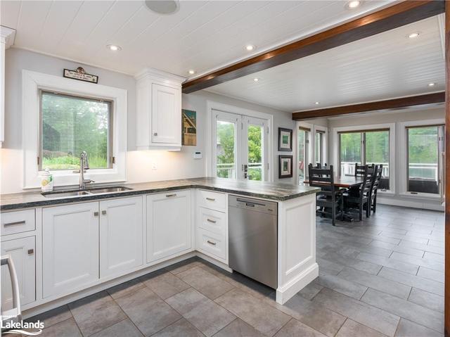 1027 Chown Road, House detached with 3 bedrooms, 2 bathrooms and 9 parking in Muskoka Lakes ON | Image 35