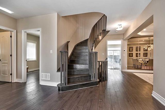 1359 Arrowhead Rd, House detached with 4 bedrooms, 4 bathrooms and 4 parking in Oakville ON | Image 37