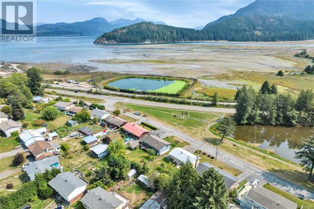 260 Kelsey Way, House detached with 3 bedrooms, 2 bathrooms and 2 parking in Sayward BC | Image 56