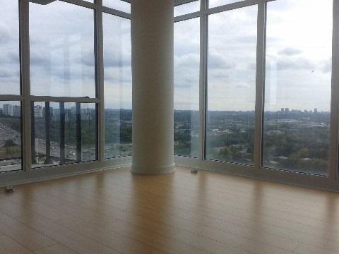 2908 - 121 Mcmahon Dr, Condo with 2 bedrooms, 2 bathrooms and 1 parking in Toronto ON | Image 2