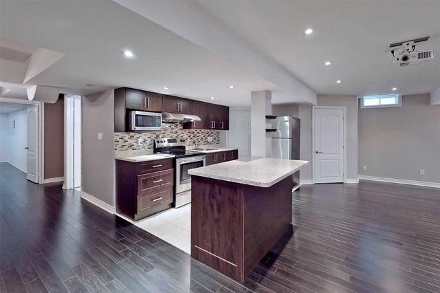 49 Rossini Dr, House detached with 4 bedrooms, 5 bathrooms and 6 parking in Richmond Hill ON | Image 20