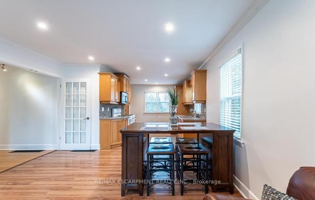 12 West 21st St, House detached with 3 bedrooms, 2 bathrooms and 6 parking in Hamilton ON | Image 37