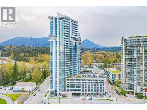 411 - 1500 Fern Street, Condo with 2 bedrooms, 3 bathrooms and 1 parking in North Vancouver BC | Card Image