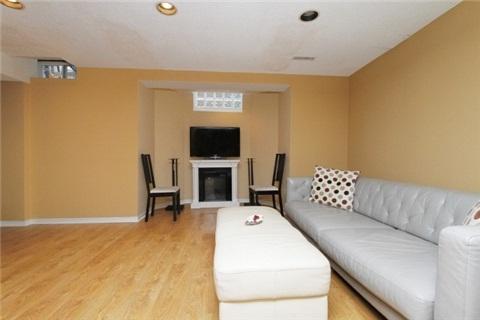 26 Colleen St, House detached with 4 bedrooms, 5 bathrooms and 4 parking in Vaughan ON | Image 13