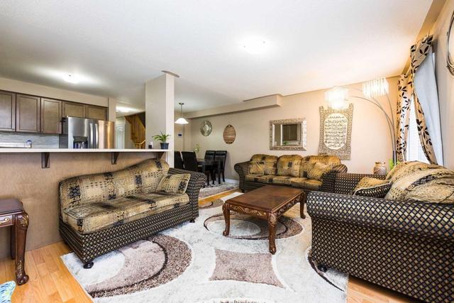 16 Cedarbrook Rd, House attached with 3 bedrooms, 3 bathrooms and 2 parking in Brampton ON | Image 10