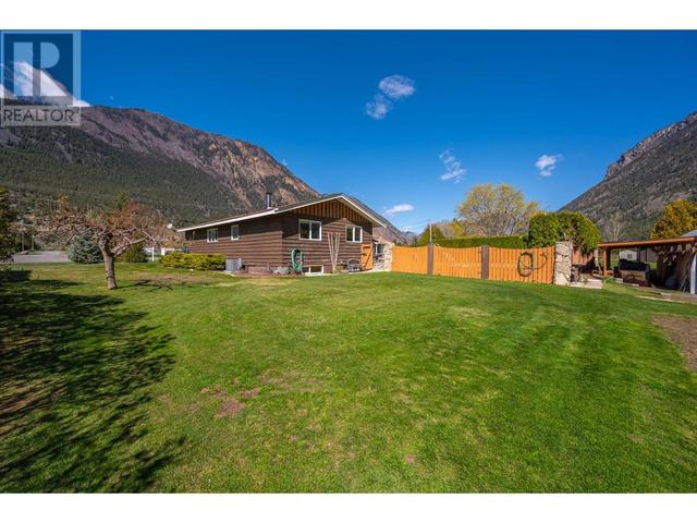 194 Deste Road, House detached with 4 bedrooms, 2 bathrooms and null parking in Lillooet BC | Image 52