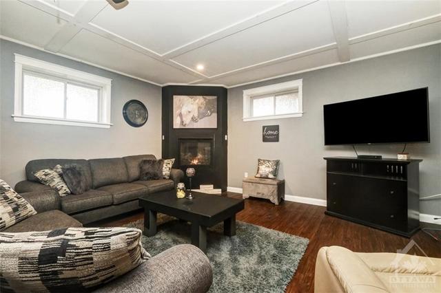 2432 Dilworth Road, House detached with 4 bedrooms, 5 bathrooms and 10 parking in Ottawa ON | Image 21