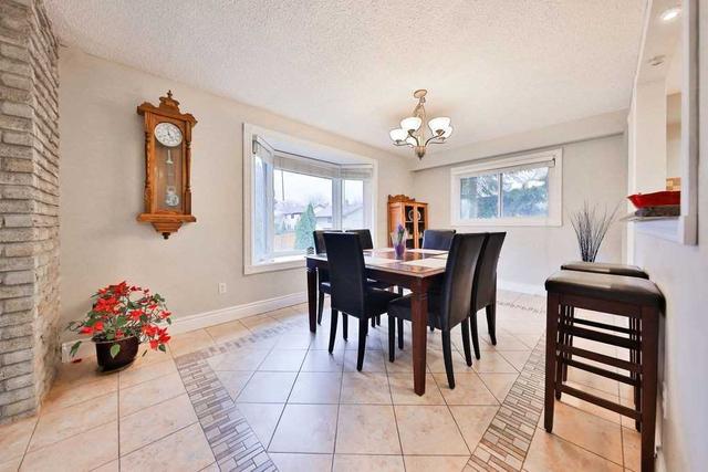 2368 Cavendish Dr, House detached with 4 bedrooms, 3 bathrooms and 4 parking in Burlington ON | Image 6