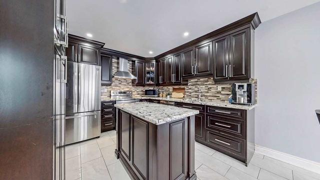 13 Trailridge Dr, House detached with 5 bedrooms, 4 bathrooms and 6 parking in Brampton ON | Image 36