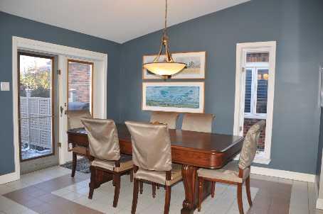 7 Barbara Cres, House detached with 4 bedrooms, 5 bathrooms and 2 parking in Toronto ON | Image 5