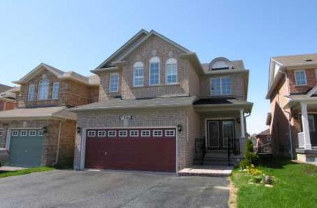 7386 Lantern Fly Hllw, House detached with 4 bedrooms, 3 bathrooms and 3 parking in Mississauga ON | Image 1