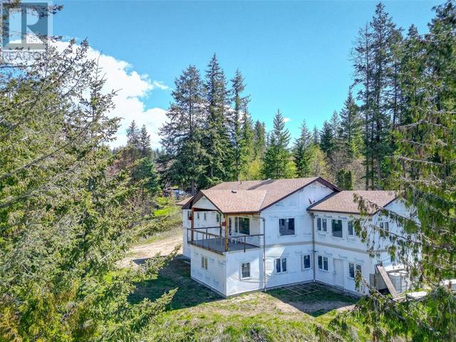 633 9 Street Se, House detached with 5 bedrooms, 3 bathrooms and 2 parking in Salmon Arm BC | Image 10