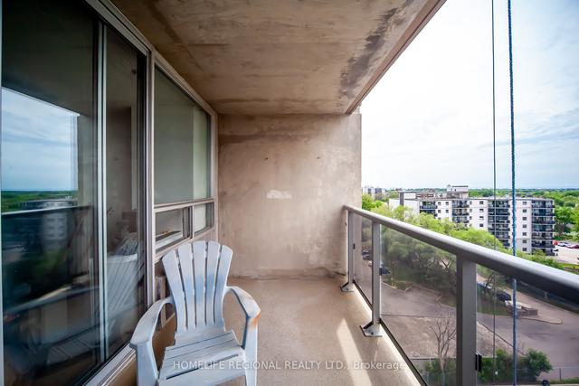 901 - 20 Speers Rd, Condo with 3 bedrooms, 2 bathrooms and 1 parking in Oakville ON | Image 25