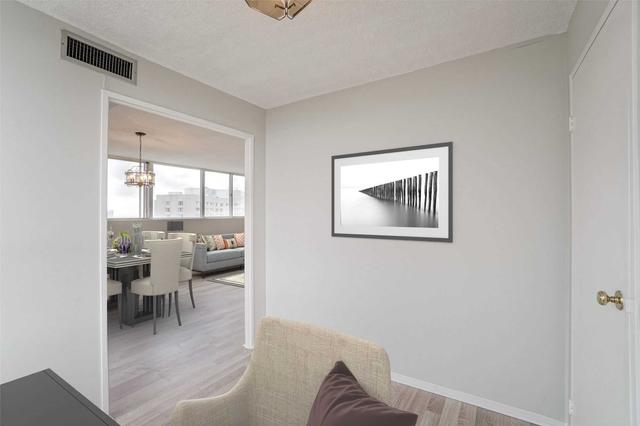 1912 - 3700 Kaneff Cres, Condo with 2 bedrooms, 2 bathrooms and 1 parking in Mississauga ON | Image 27