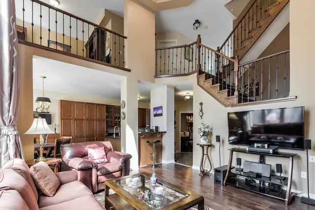 21 Woodgrove Tr, House detached with 4 bedrooms, 4 bathrooms and 2 parking in Markham ON | Image 7