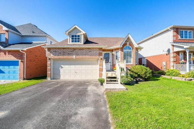 88 Calwell Dr, House detached with 2 bedrooms, 3 bathrooms and 4 parking in Scugog ON | Image 1