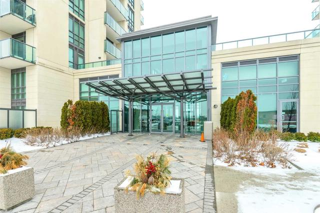 304 - 55 Yorkland Blvd, Condo with 1 bedrooms, 2 bathrooms and 1 parking in Brampton ON | Image 2