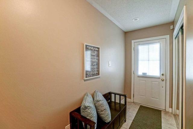 19 Cedar Lake Cres, Townhouse with 3 bedrooms, 4 bathrooms and 2 parking in Brampton ON | Image 23