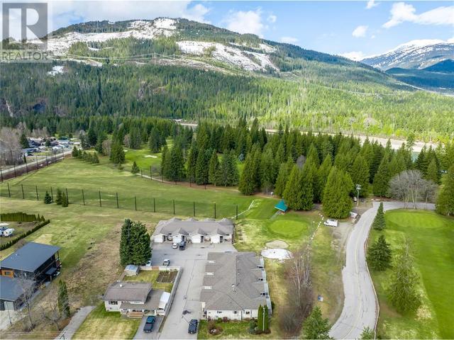 3 - 151 Columbia Park Drive, House attached with 3 bedrooms, 1 bathrooms and 2 parking in Revelstoke BC | Image 33