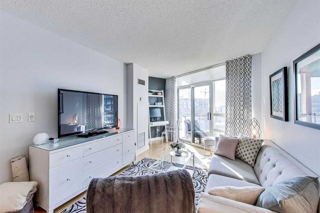 1102 - 255 Richmond St E, Condo with 1 bedrooms, 1 bathrooms and 1 parking in Toronto ON | Image 6