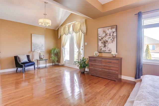 395 Vellore Ave, House detached with 4 bedrooms, 3 bathrooms and 6 parking in Vaughan ON | Image 13