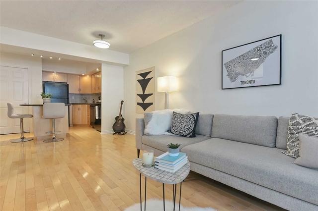 228 - 250 Wellington St W, Condo with 1 bedrooms, 1 bathrooms and 1 parking in Toronto ON | Image 20