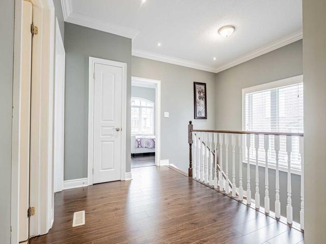 30 Baby Pointe Tr, House detached with 4 bedrooms, 4 bathrooms and 4 parking in Brampton ON | Image 9