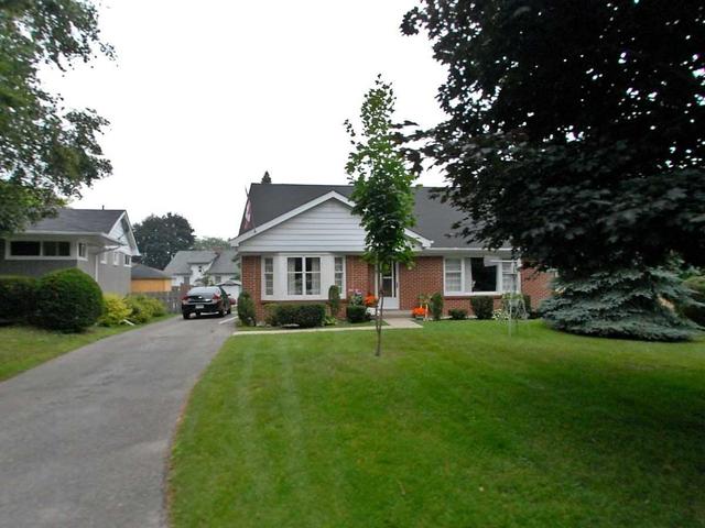 9 Lakeview Cres, House detached with 4 bedrooms, 2 bathrooms and 5 parking in Barrie ON | Image 20