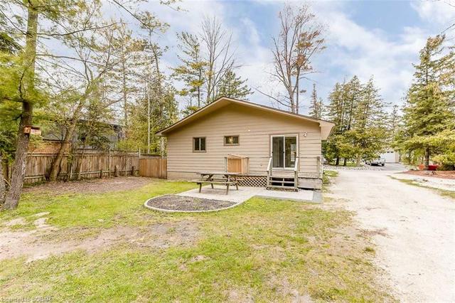 1731 Shore Lane, House detached with 2 bedrooms, 1 bathrooms and null parking in Wasaga Beach ON | Image 29