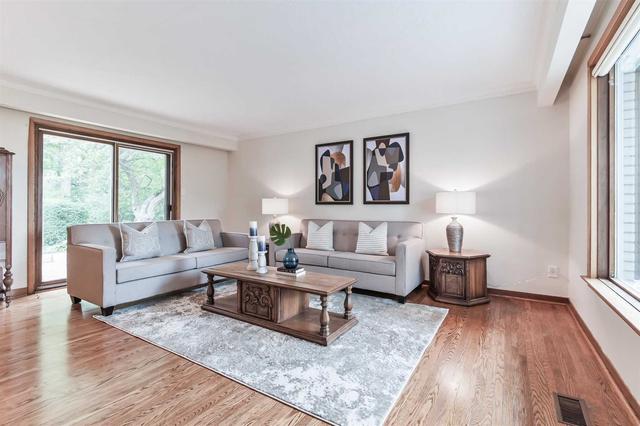 450 Guildwood Pkwy, House detached with 2 bedrooms, 2 bathrooms and 5 parking in Toronto ON | Image 21