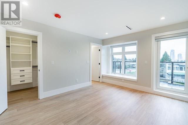 1 - 4096 Nithsdale Street, House detached with 3 bedrooms, 4 bathrooms and 5 parking in Burnaby BC | Image 21