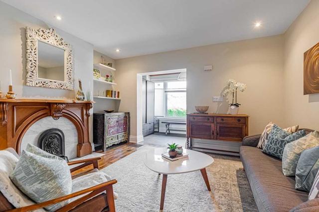 129 Maplewood Ave, House semidetached with 3 bedrooms, 2 bathrooms and 1 parking in Toronto ON | Image 24