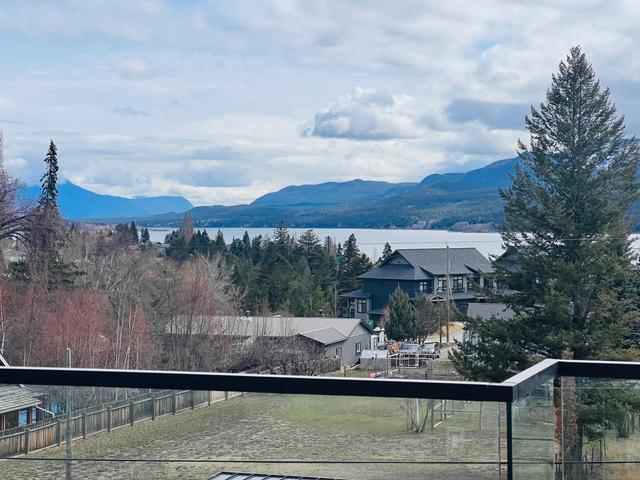 303 - 514 14th Street, House attached with 3 bedrooms, 3 bathrooms and 3 parking in Invermere BC | Image 37