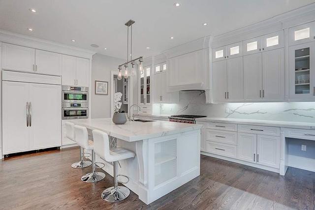 62 Yorkview Dr, House detached with 4 bedrooms, 6 bathrooms and 6 parking in Toronto ON | Image 13